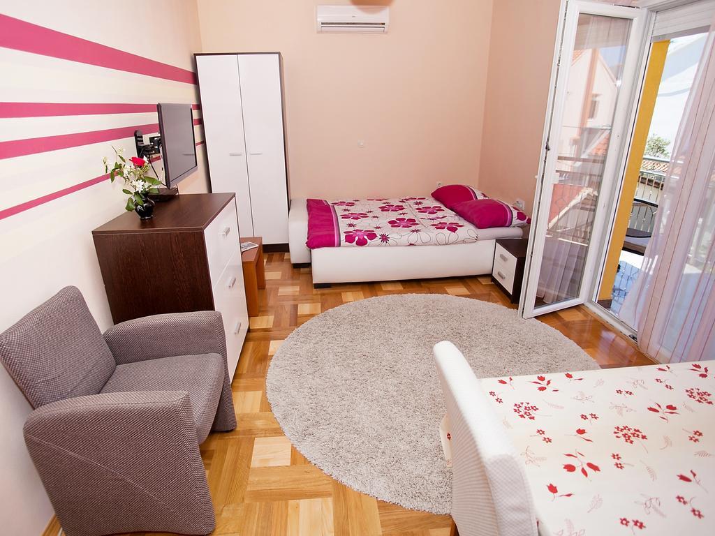 Apartment Zadar Diklo Borik Vir Cameră foto