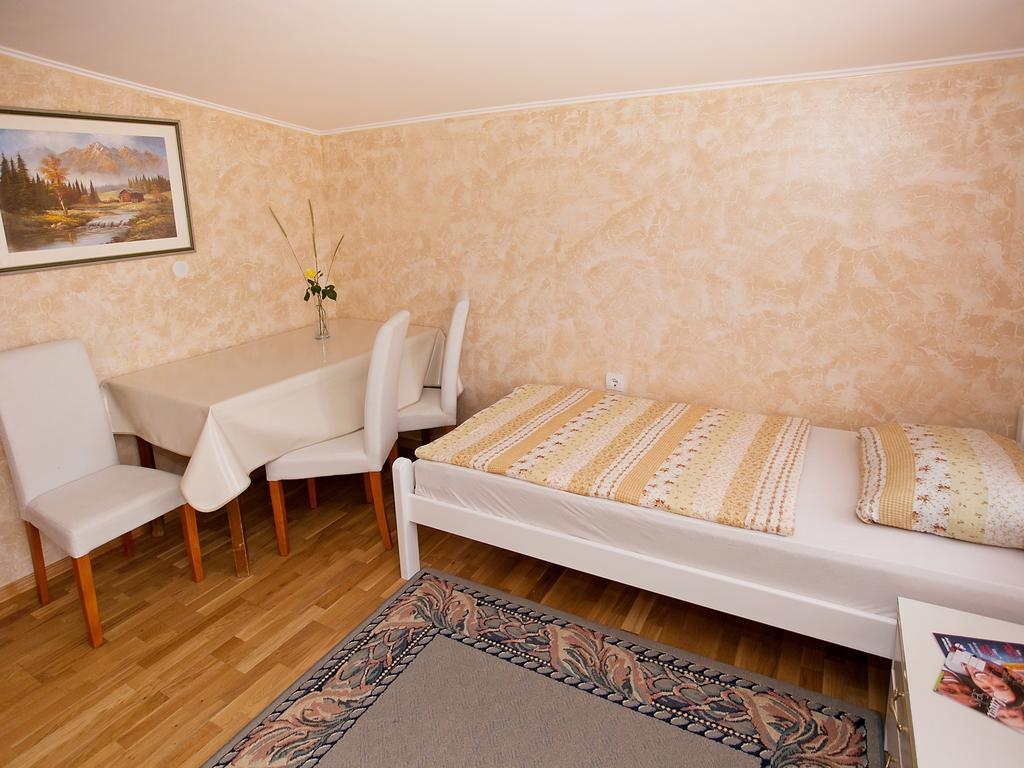 Apartment Zadar Diklo Borik Vir Cameră foto